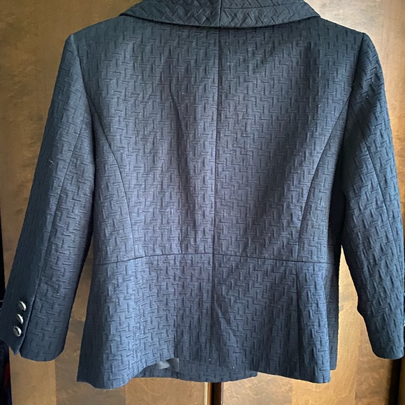 Jacket - Picture 4 of 5